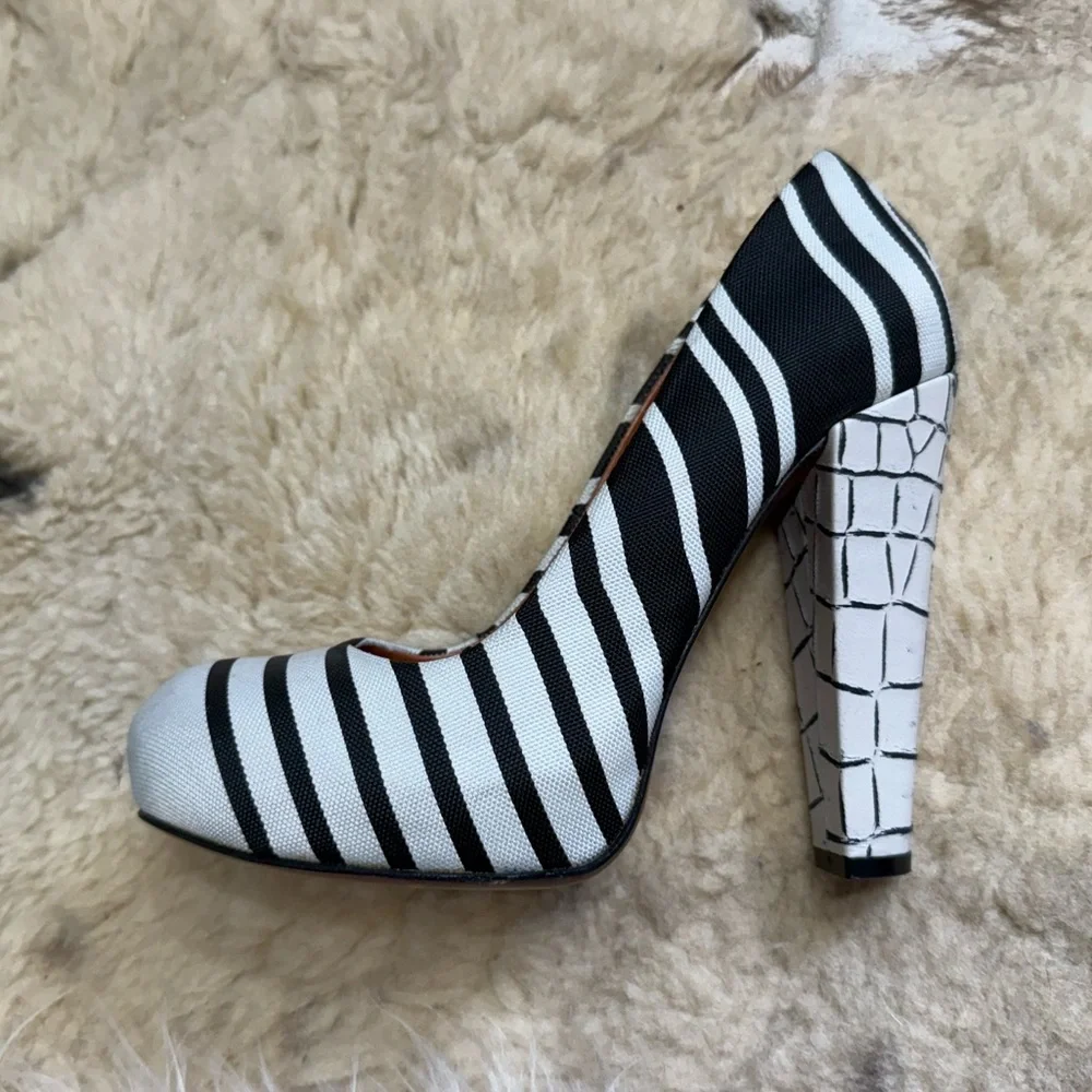 Carven Canvas High Heels - Picture 3 of 9